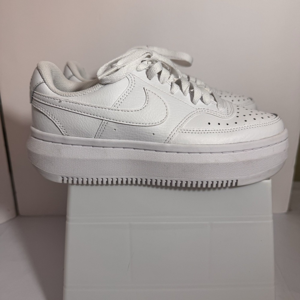 Nike Women's Court Vision Alta LTR Shoes DM0113-100 Triple White Preowned Size 7
